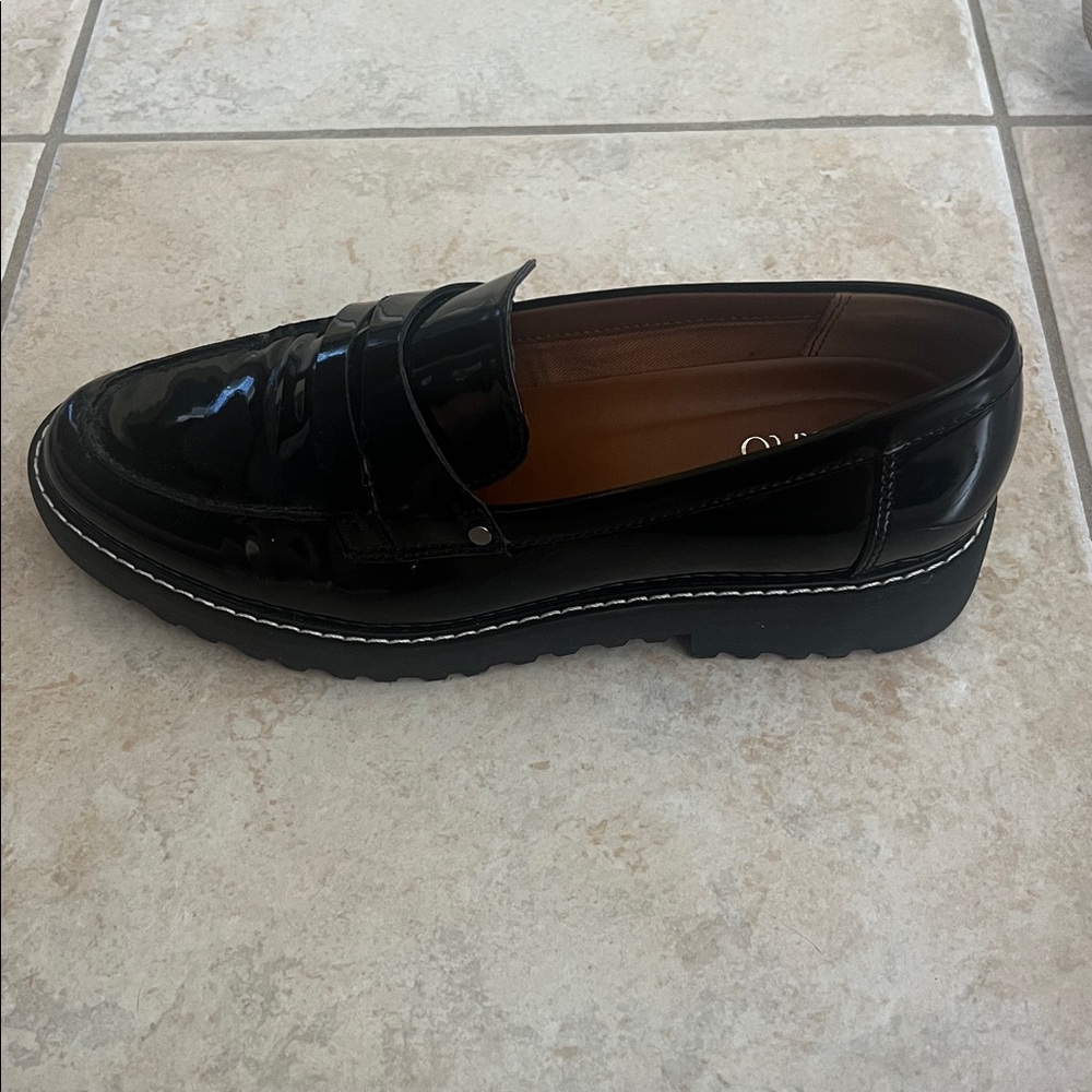 Women's Cassandra Loafer - Picture 6 of 8